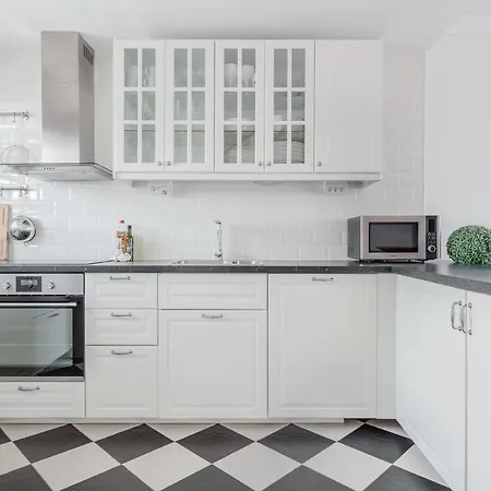 Fantastic In Popular Aloha Pueblo With Captivating Mountain Views *